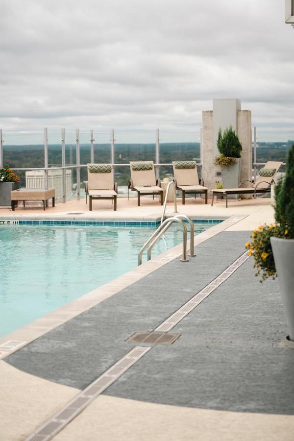 Upscale Downtown High-Rise Raleigh Exterior photo